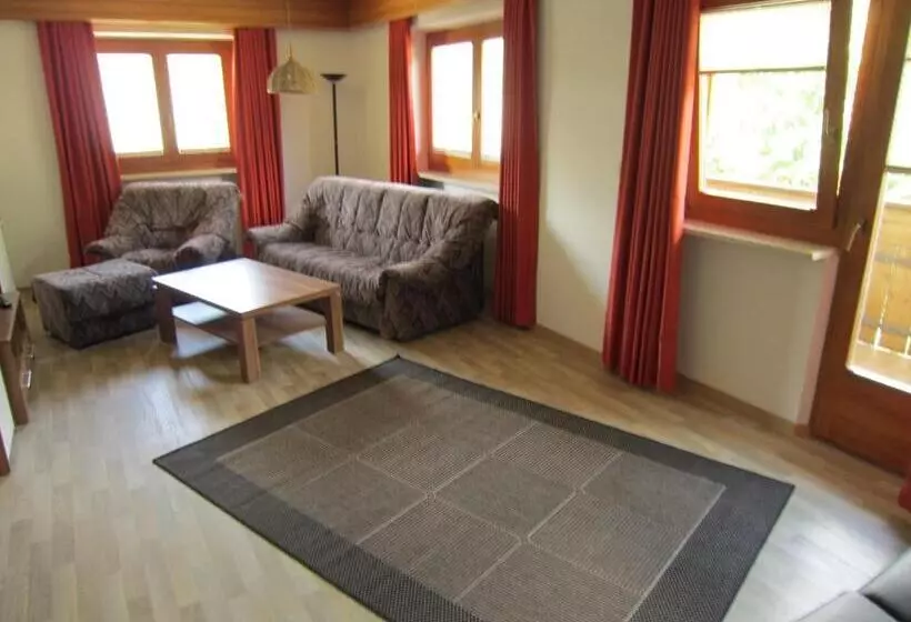 Aparthotel Garni Haus Hubertus
