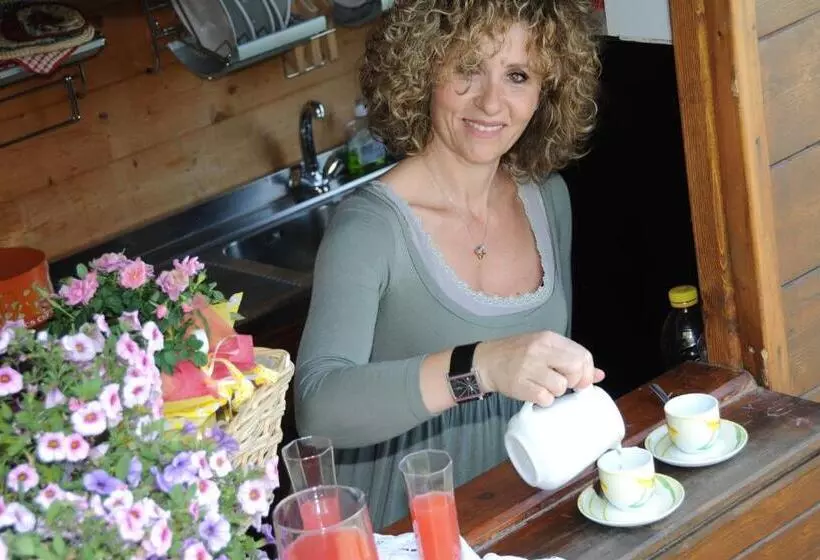 Hotelli Agriturismo Lunadoro