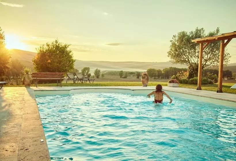 Hotelli Agriturismo Lunadoro
