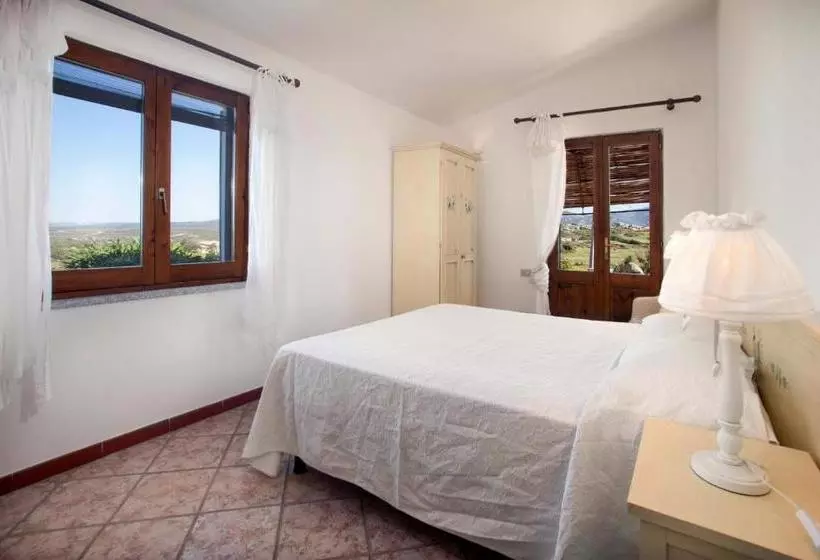 هتل Agriturismo Nuraghe Tuttusoni