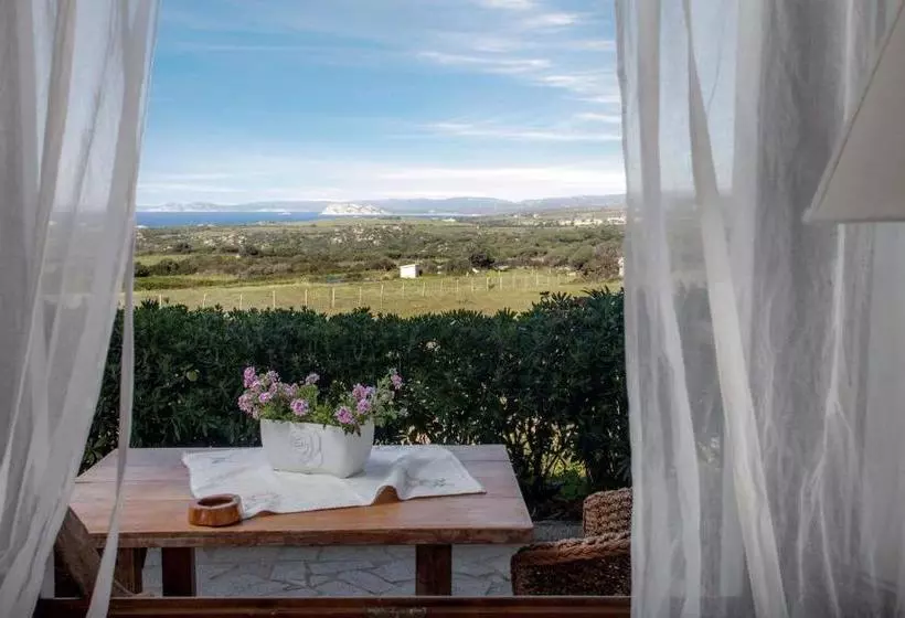 هتل Agriturismo Nuraghe Tuttusoni