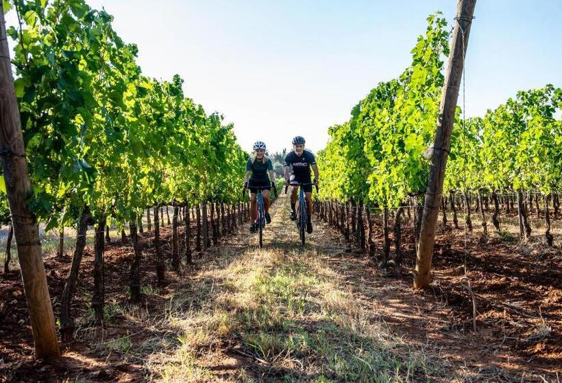 בית מלון כפרי Antica Fattoria La Parrina