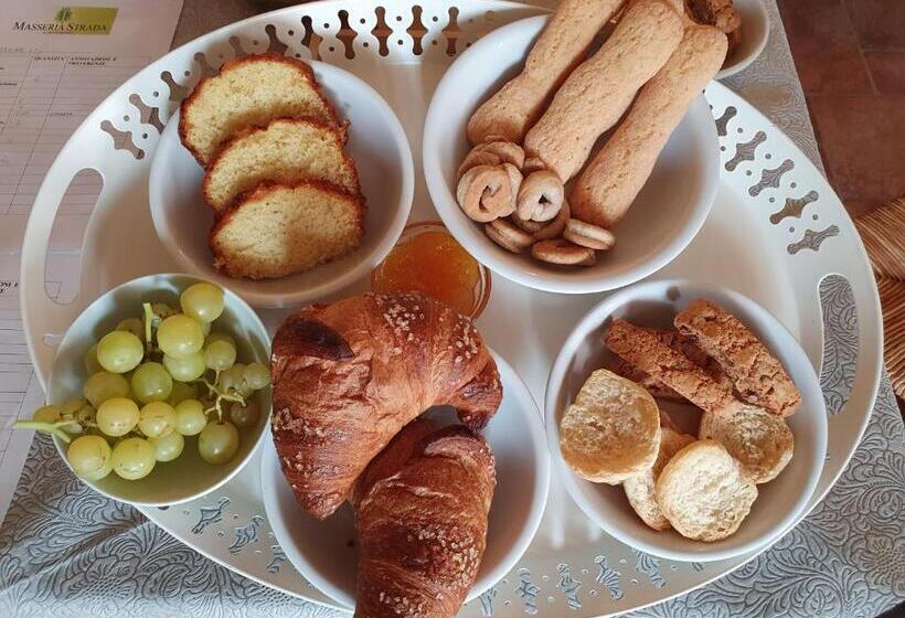 فندق Masseria Strada Agriturismo