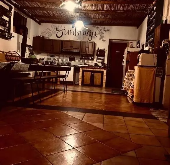 ホテル S Imbragu Farm B&b