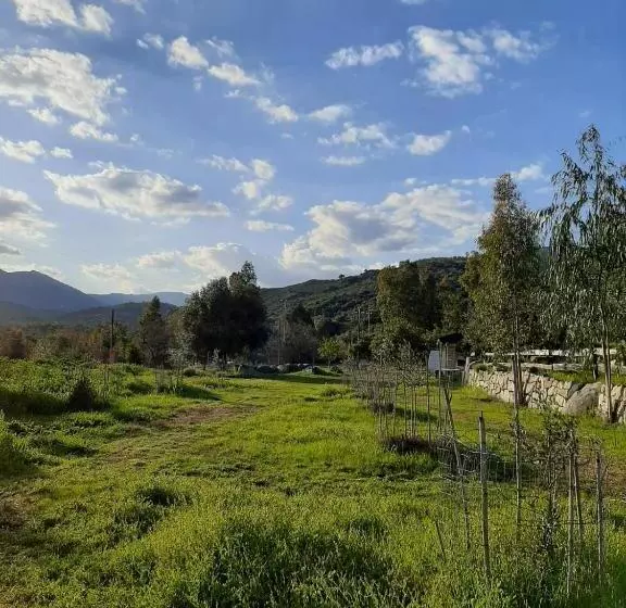 ホテル S Imbragu Farm B&b