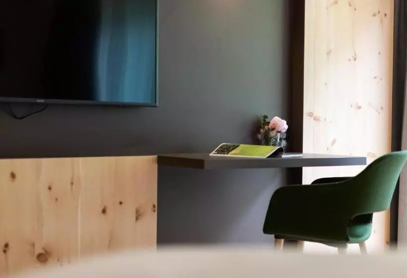 ペンション Ladurner