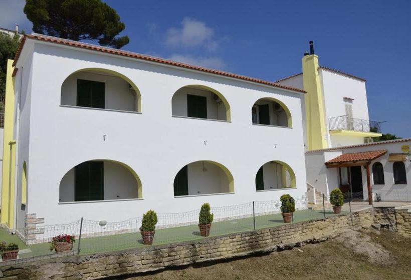 پانسیون U Campagnuolo