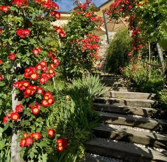 Auberge Casa Marinelli