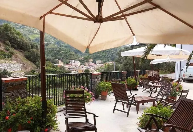 ホテル Agriturismo Buranco