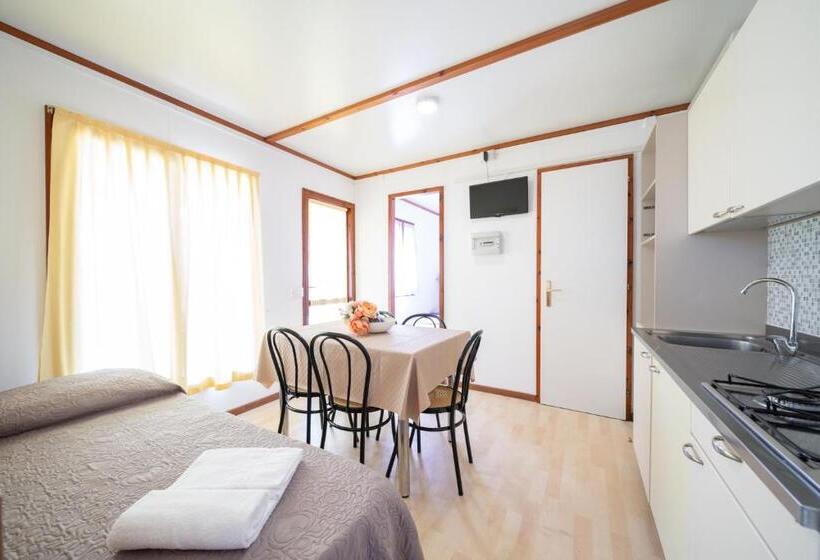 בית מלון כפרי Agriturismo E Agricamping Le Nosare