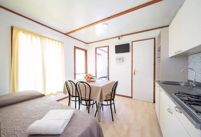 Hotelli Agriturismo E Agricamping Le Nosare