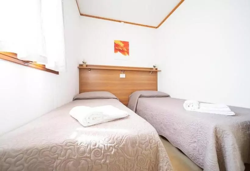 Hotelli Agriturismo E Agricamping Le Nosare