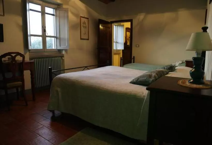 Hotelli Agriturismo La Scarpaia