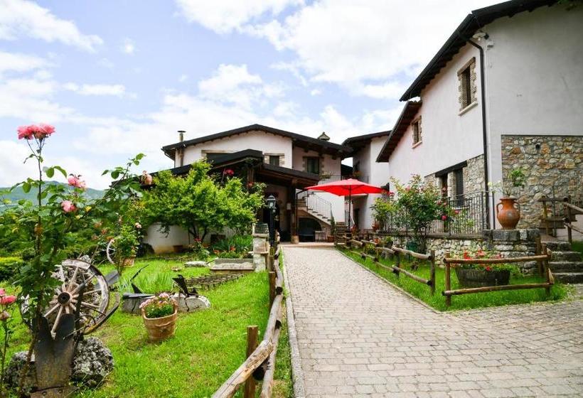 ホテル Agriturismo Valle Tezze