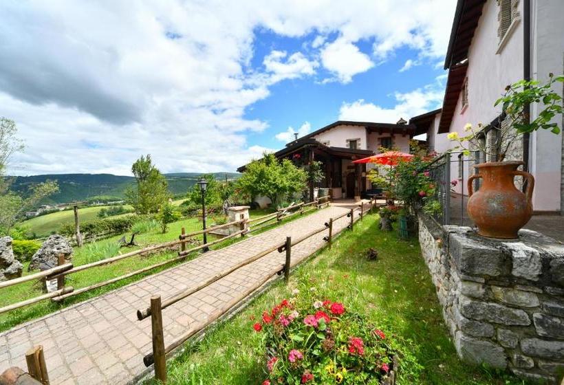 ホテル Agriturismo Valle Tezze
