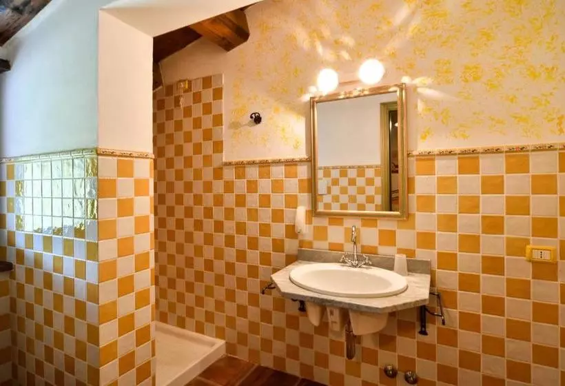 ホテル Agriturismo Valle Tezze