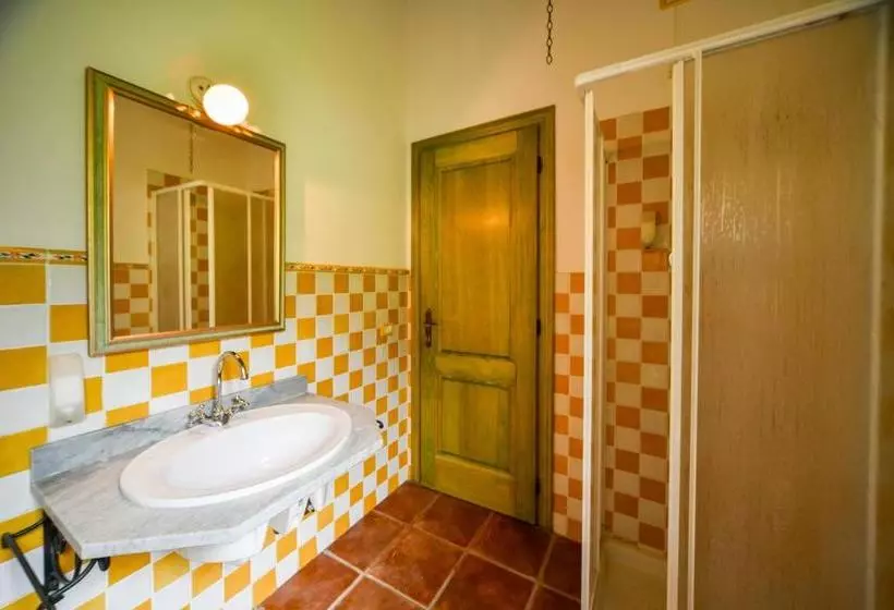 ホテル Agriturismo Valle Tezze