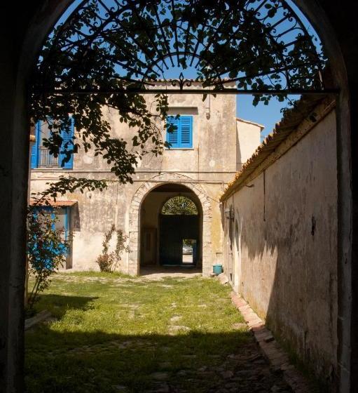 Отель Fontanarossa