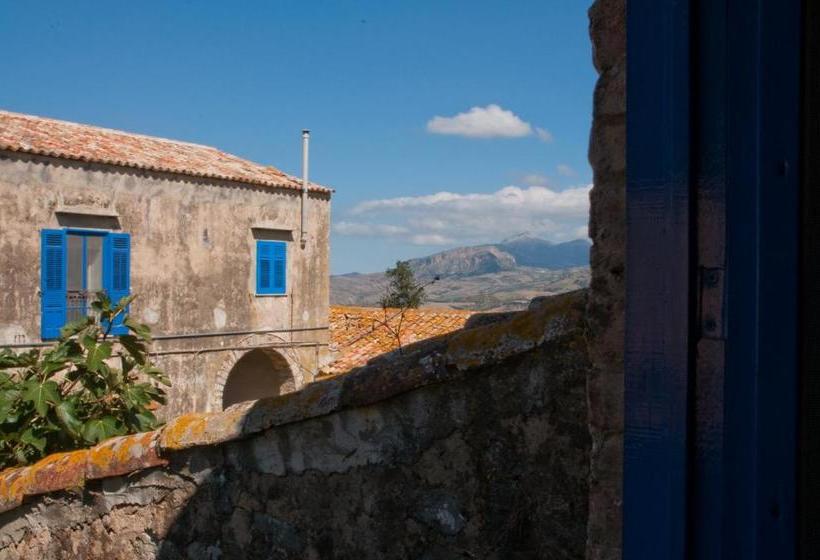 Отель Fontanarossa