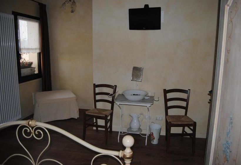 בית מלון כפרי I Filari