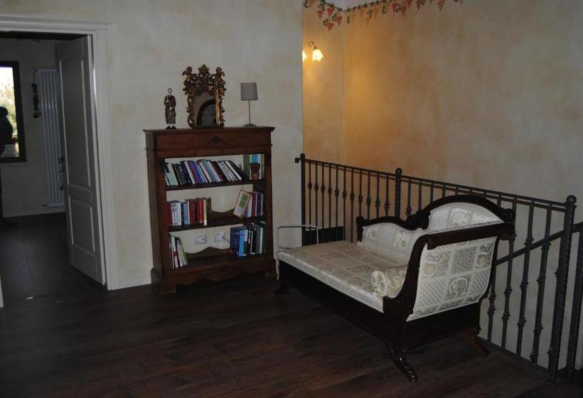 בית מלון כפרי I Filari