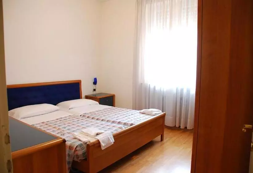 Hotel Ideal