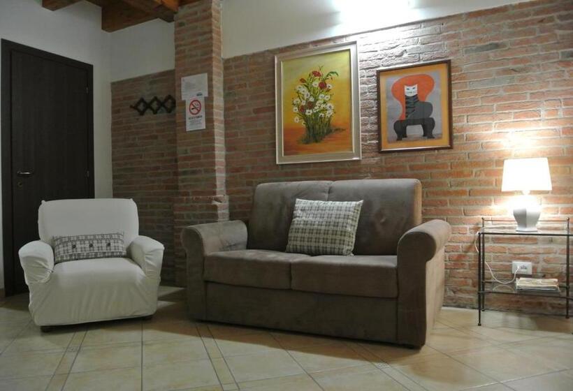 בית מלון כפרי Il Ghiandolino