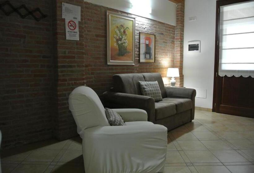 בית מלון כפרי Il Ghiandolino