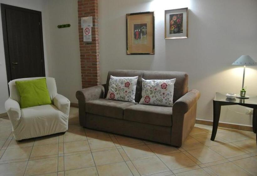 בית מלון כפרי Il Ghiandolino