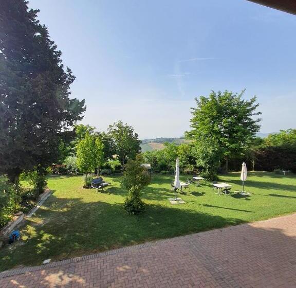 בית מלון כפרי Il Ghiandolino