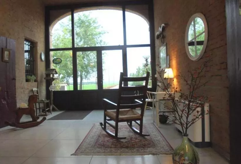 هتل La Casa Di Campagna