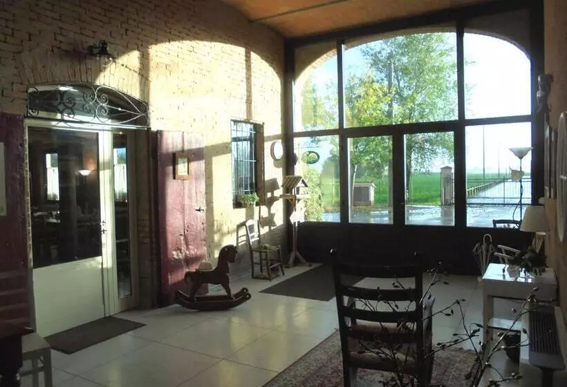 هتل La Casa Di Campagna