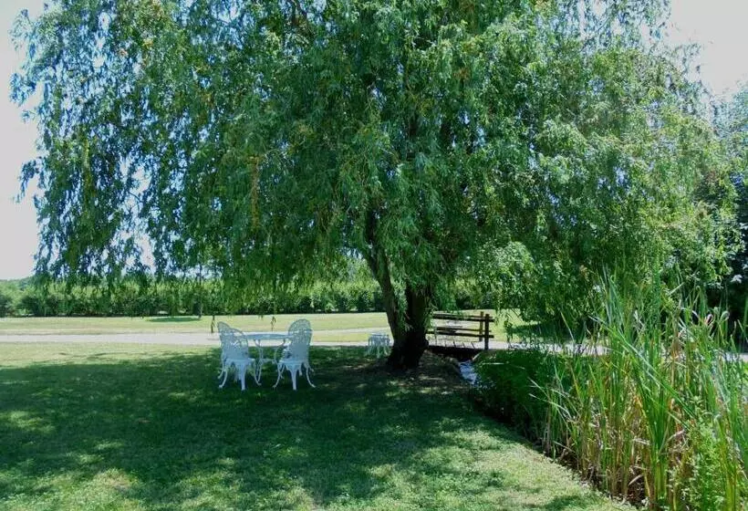 هتل La Casa Di Campagna