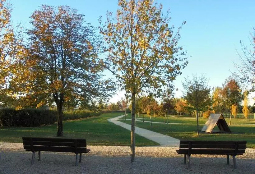 هتل La Casa Di Campagna