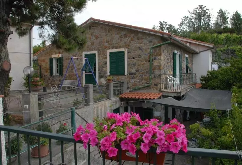 Hotelli La Foce Del Prato