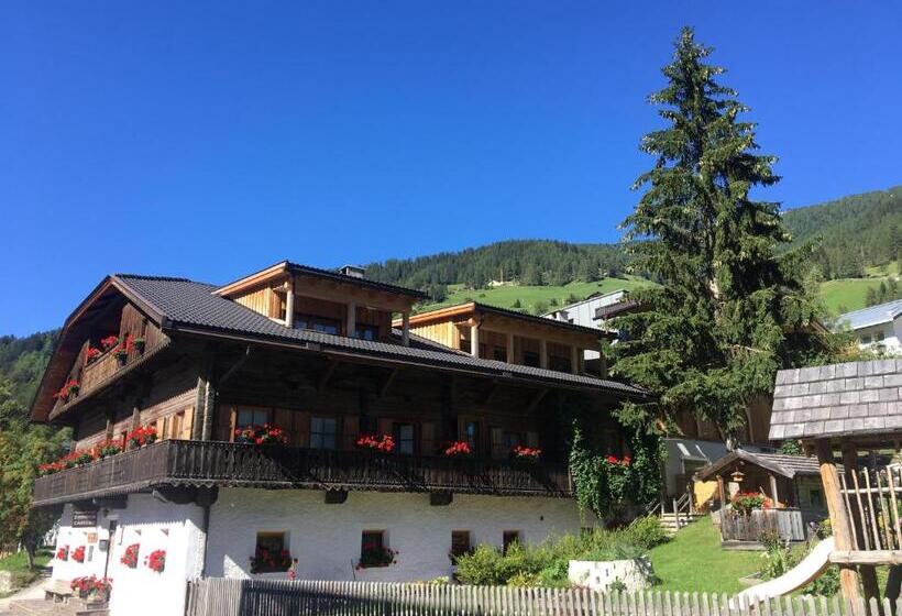 Отель Unteradamerhof