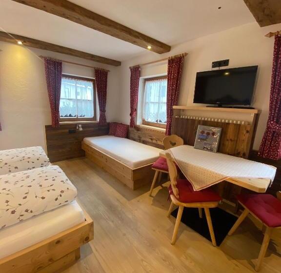 Отель Unteradamerhof