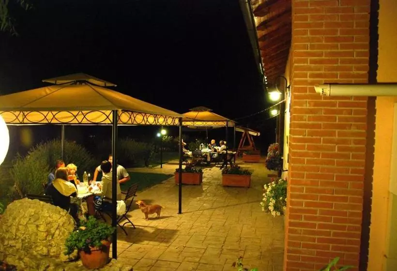 Hotelli Valle Degli Arci