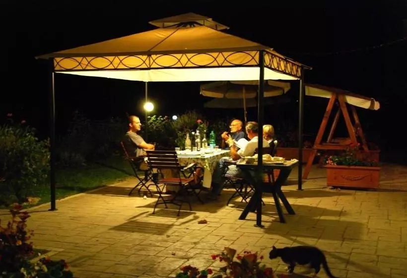 Hotelli Valle Degli Arci