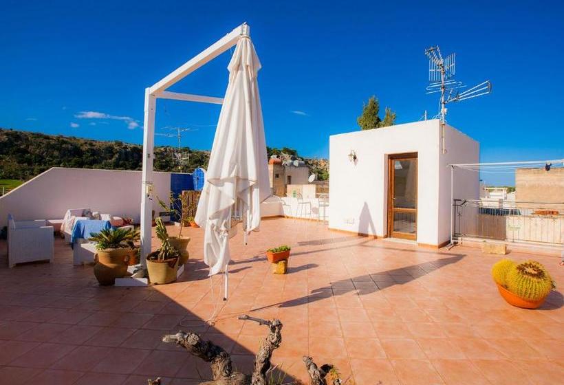 بنسيون A  Cavalera