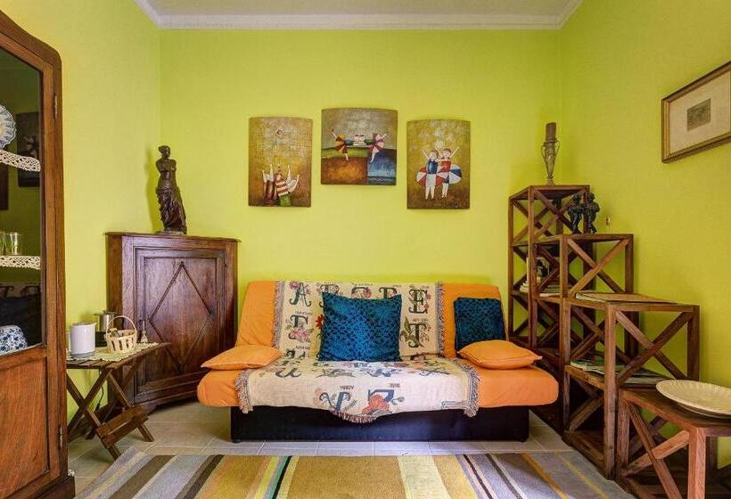 بنسيون Garden House