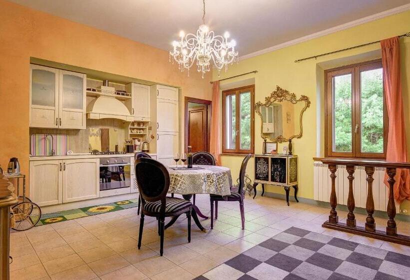 بنسيون Garden House