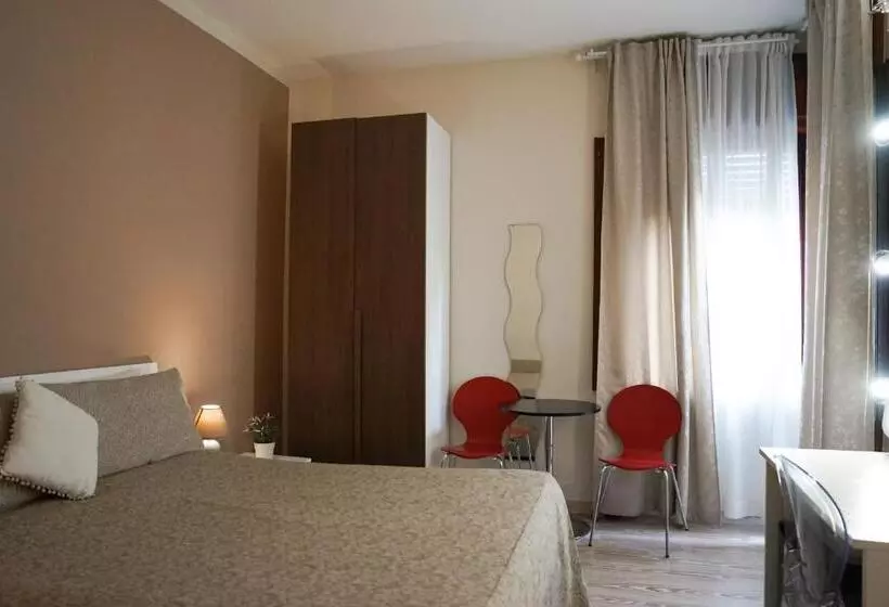 پانسیون Salernoprestige Rooms