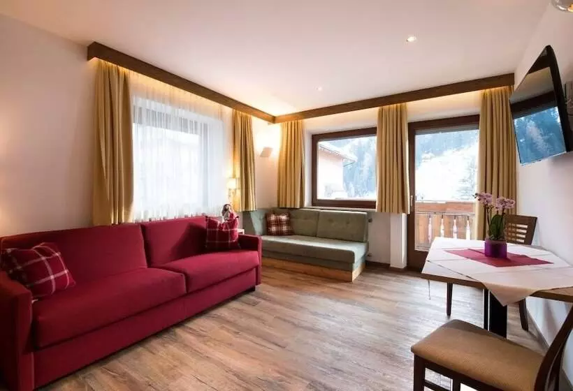 B&b La Tambra   Central With Restaurant