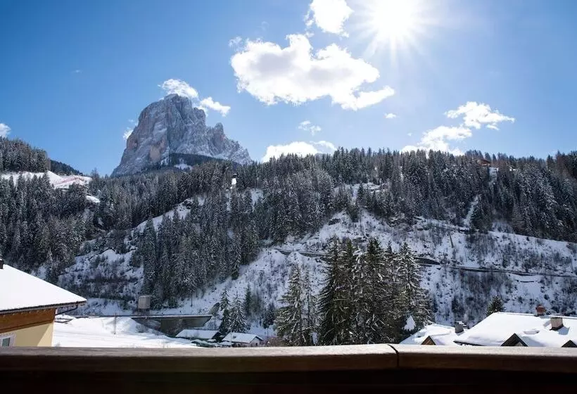 B&b La Tambra   Central With Restaurant