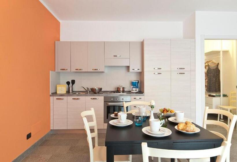 Helianthus Residence