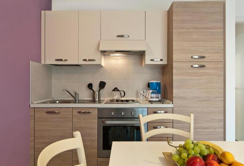 Helianthus Residence