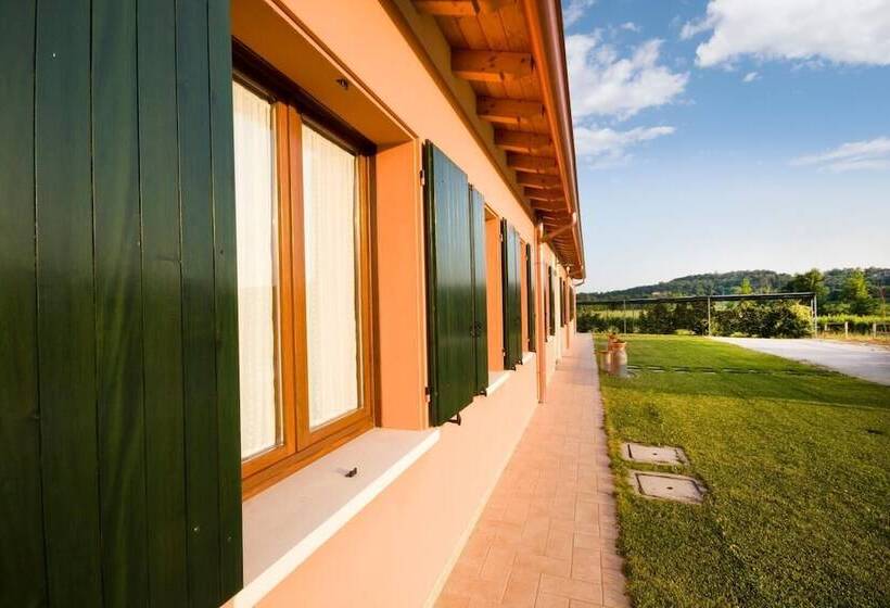 בית מלון כפרי Agriturismo Cascina Roveri