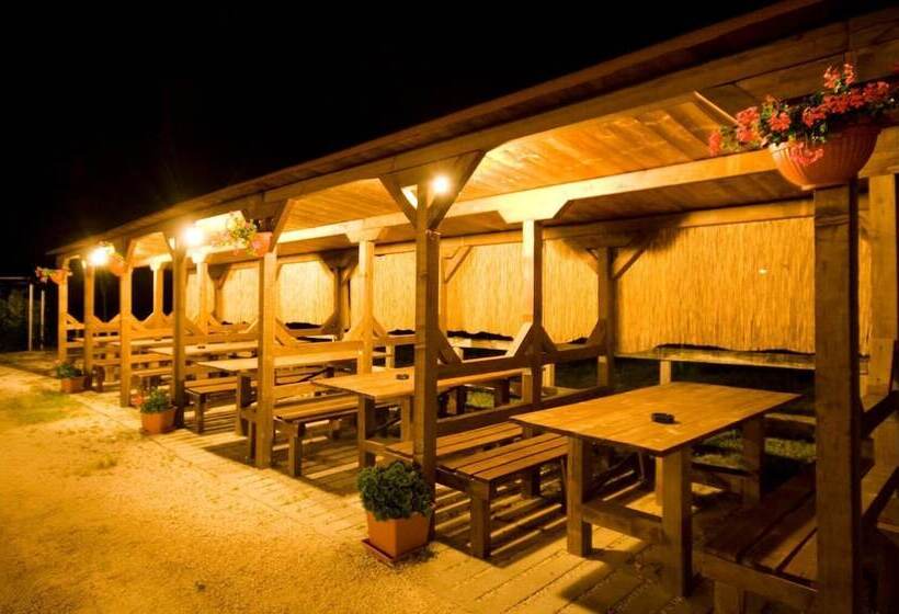 בית מלון כפרי Agriturismo Cascina Roveri