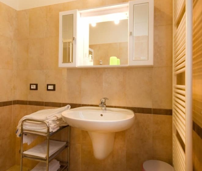 בית מלון כפרי Agriturismo Cascina Roveri